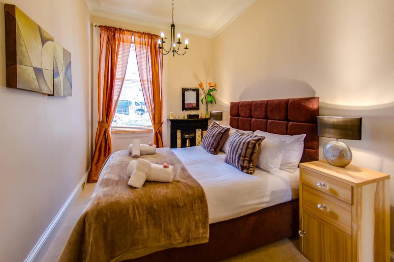 Joivy Spacious Apartment Next To The Meadows Edimburgo Exterior foto