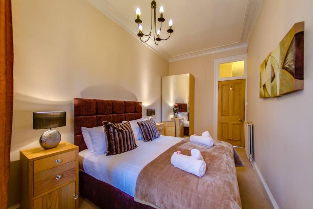 Joivy Spacious Apartment Next To The Meadows Edimburgo Exterior foto